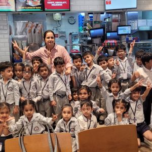 Students Fun Day Out at Burger King (1)